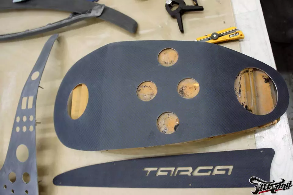 Тюнинг яхт. Карбон для Fairline 48 Targa Gran Turismo.